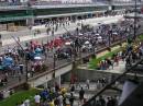 0830_09_MotoGPGrid.jpg