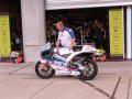 0827_32_ParisHiltonRaceBike.jpg