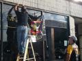 0926_01_HangingTheBanner.jpg