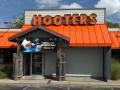 0926_10_HootersIslandia.jpg