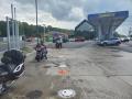 0816_07_GasStop.jpg